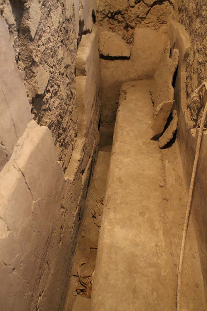 Oplontis Villa of Poppea, March 2014. Room 47, looking west from doorway. 
Foto Annette Haug, ERC Grant 681269 DÉCOR.
