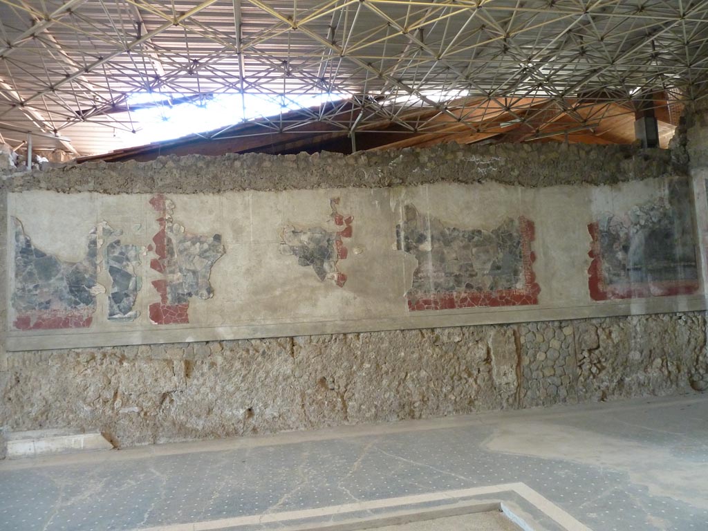 Stabiae, Villa Arianna, September 2015. Room 24, looking towards east wall.